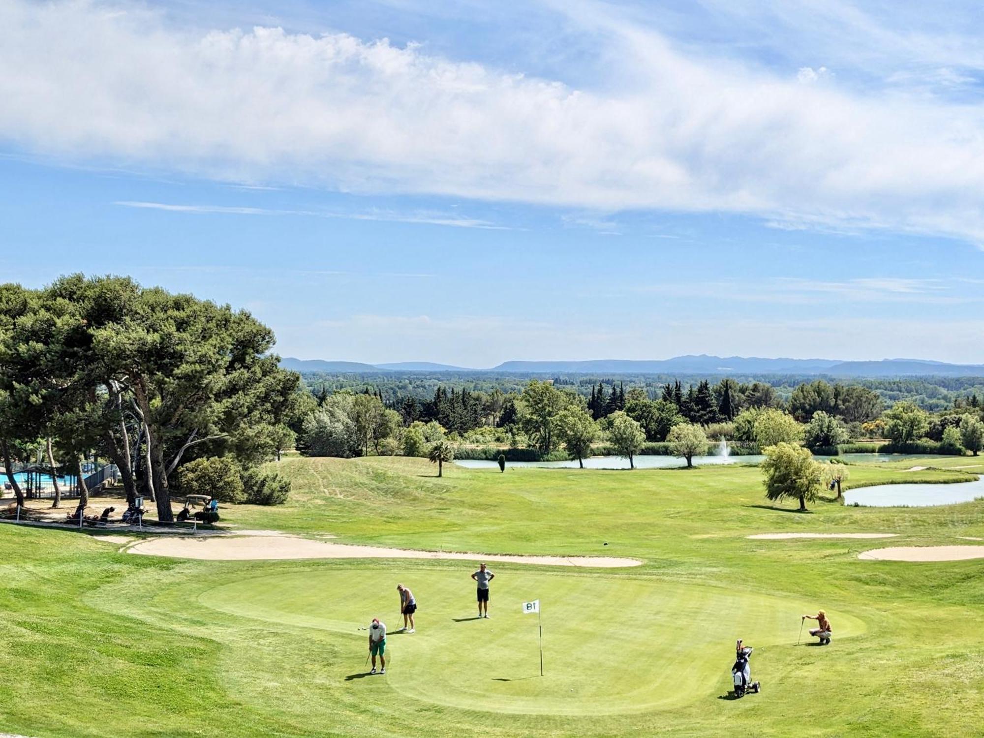 Allura Golf Appartement Saumane-de-Vaucluse Exterior photo